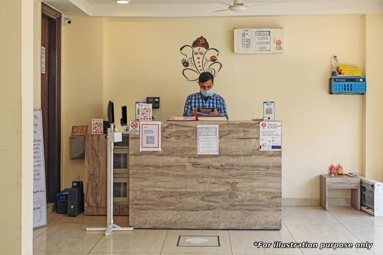 Oyo Flagship Hotel New Moon Inn Puri Buitenkant foto